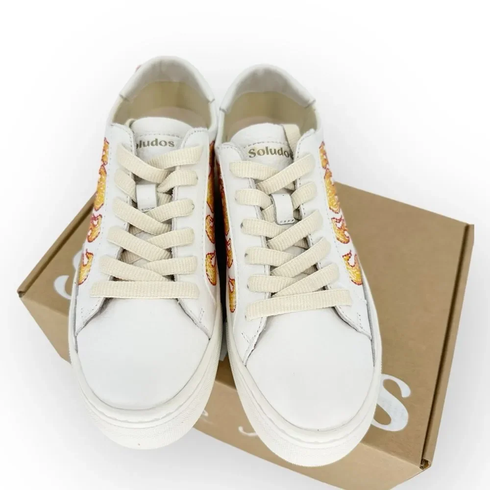 SOLUDOS Women’s Ibiza Platform Sneaker Hot Stuff Embroidered‎ Sneaker NIB size 8